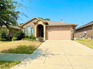 4612 Gunnison Dr, Carrollton, TX 76208