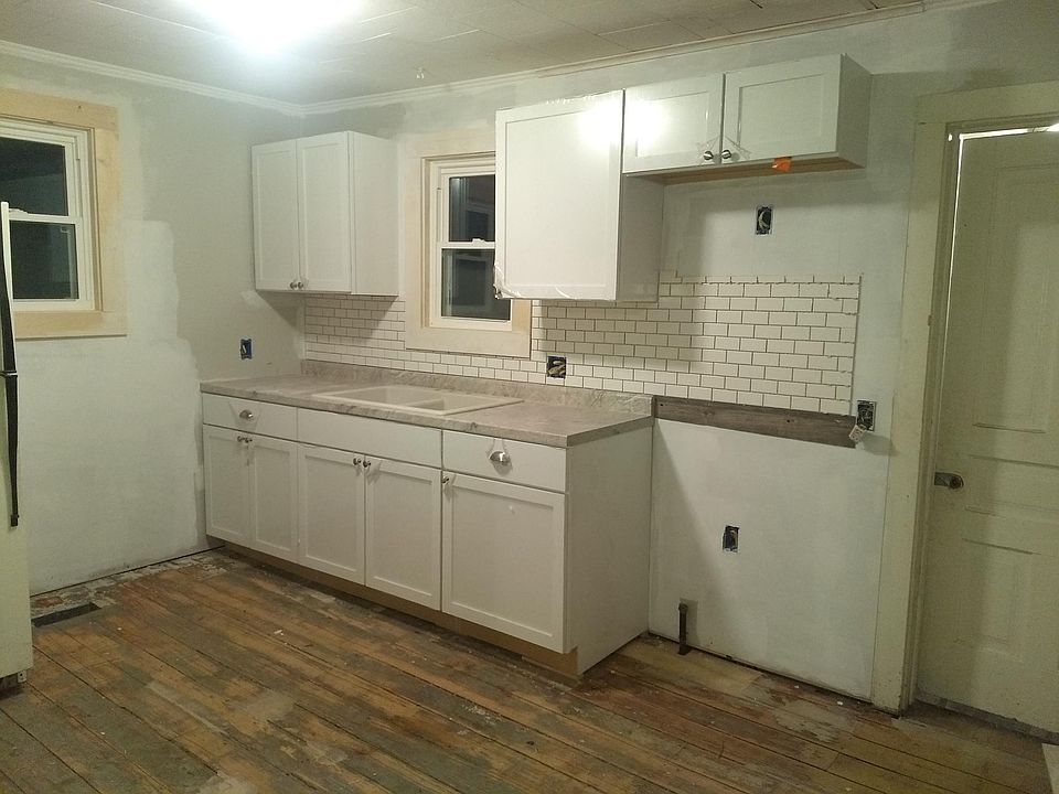 1st image of 947 Jennette Ave NW