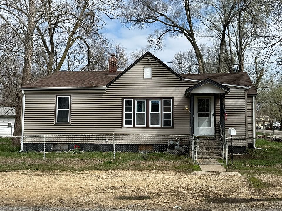 1st image of 3245 9th St