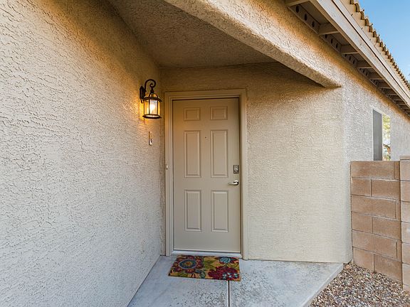 4th image of 1370 N Camino Mateo