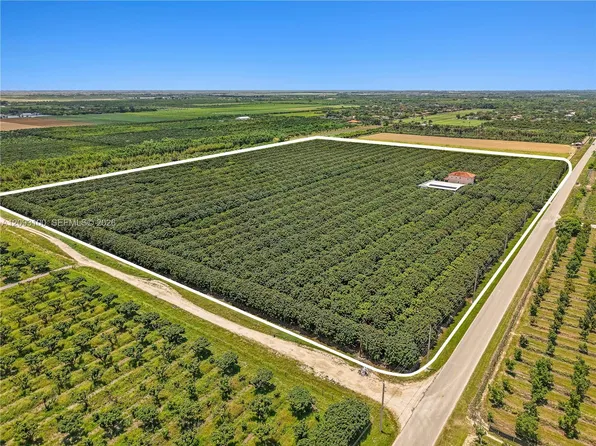 33300 SW 202nd Ave, Homestead, FL 33034