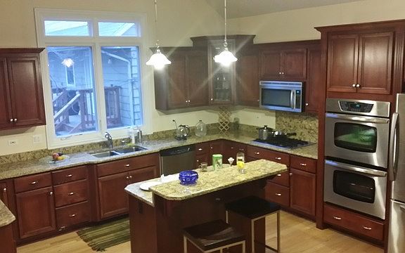4th image of 605 S Oakwood Ave
