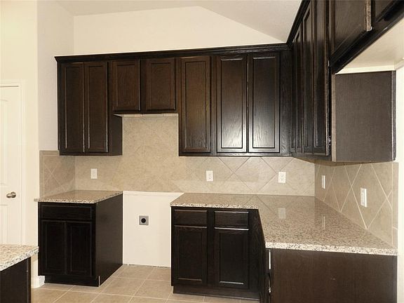 5th image of 5942 Nodaway Creek Ct