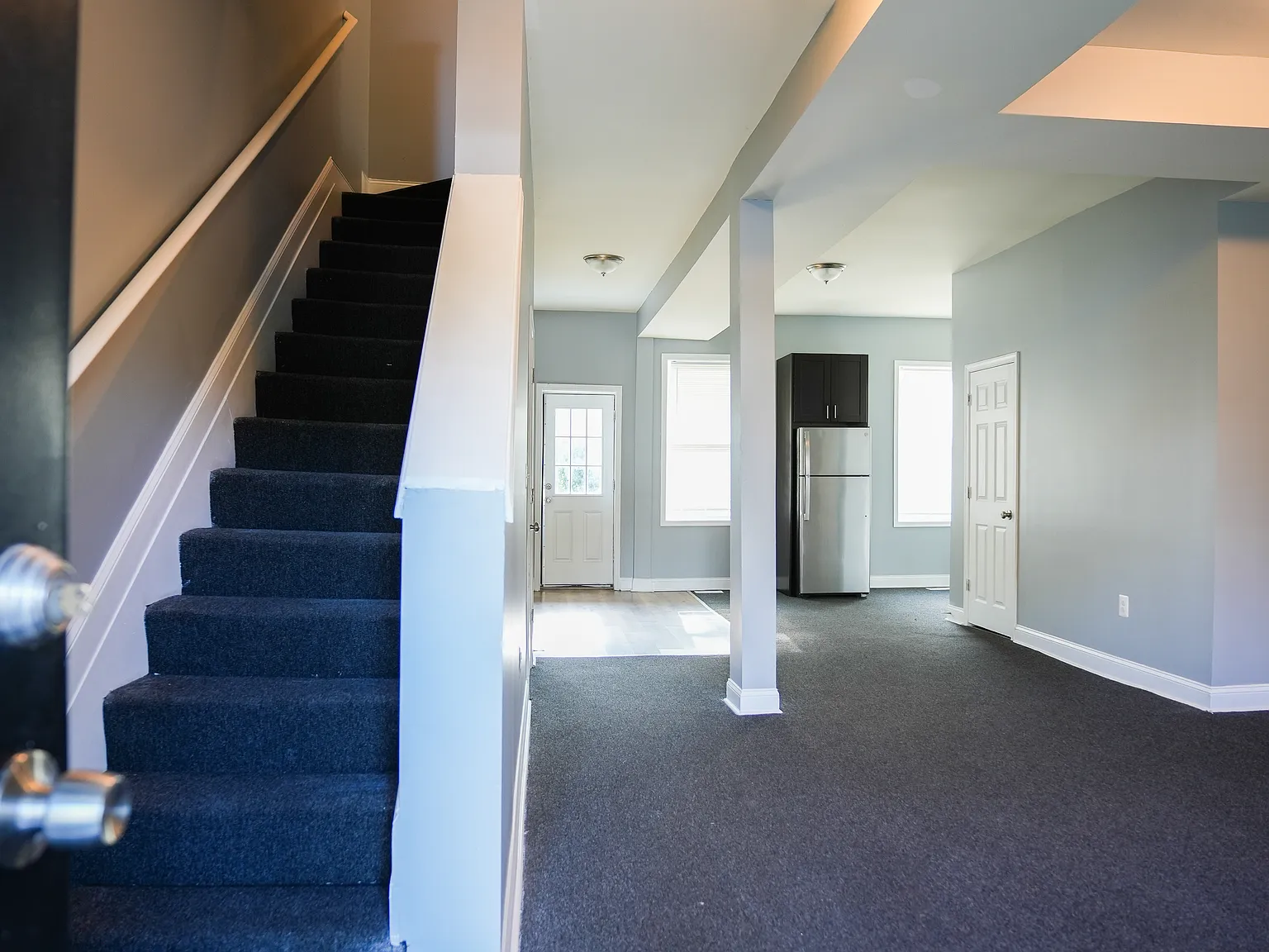 3 bed, 2.0 bath, $1,800 — Photo 4