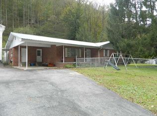 440 Old Field Br, Williamson, WV 25661