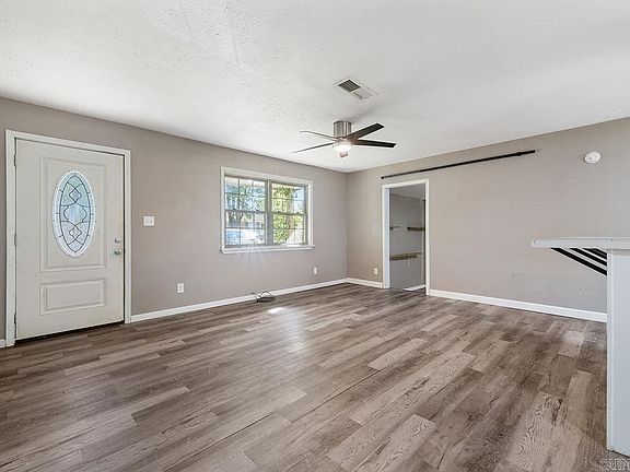 2nd image of 1508 Terrace Dr