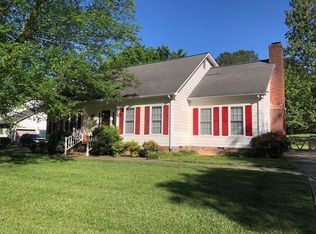 2002 Umstead Rd, Durham, NC 27712