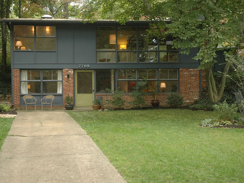 Street view, driveway