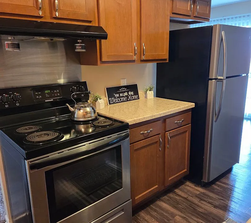 400 - ASHBURY APARTMENTS