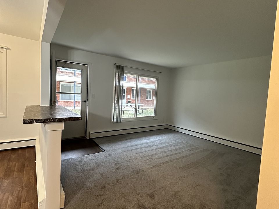 1st image of 28721 Jefferson Ave APT 105