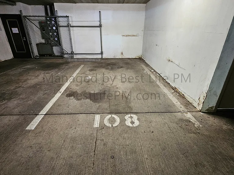 1535 SW Clay St #301 — Photo 46