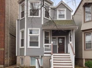 1907 W Addison St #1, Chicago, IL 60613