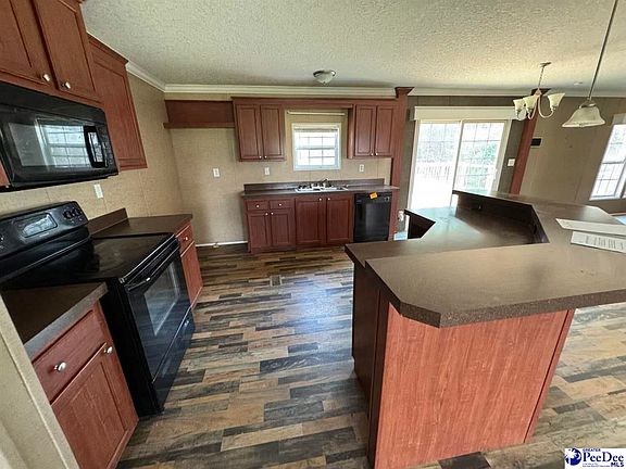 3rd image of 800 Bay Branch Rd