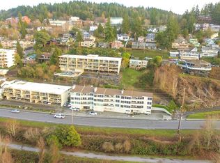 402 Boulevard St, Bellingham, WA 98225