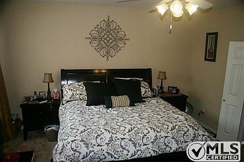 3rd image of 4304 Glen Haven Ln