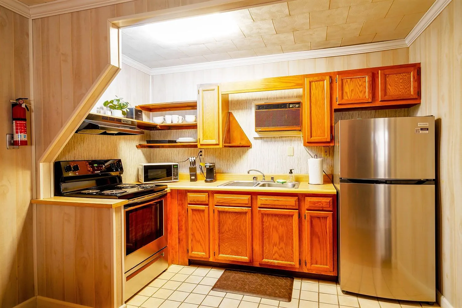 1 bed, 200 sqft, $1,600 — Photo 2