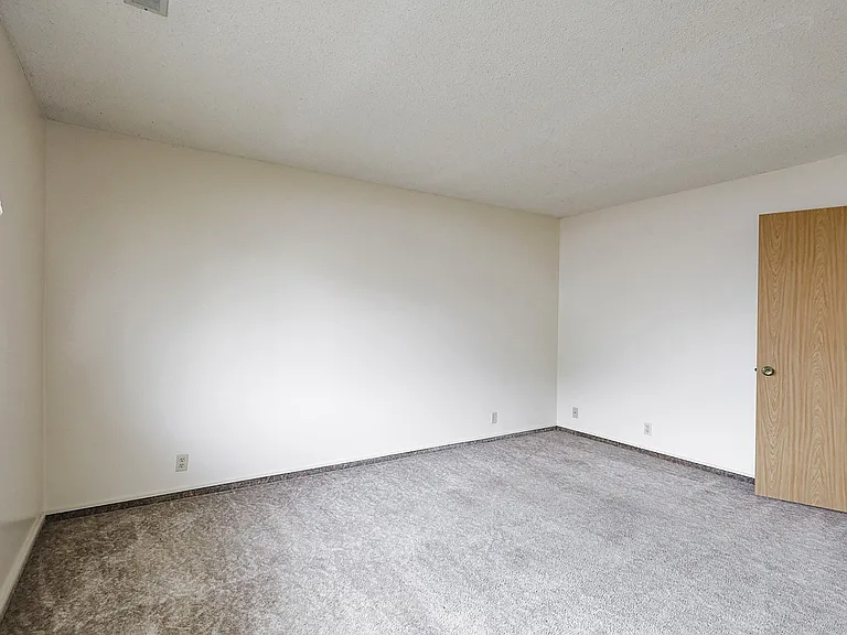 1235 B St #2 — Photo 5