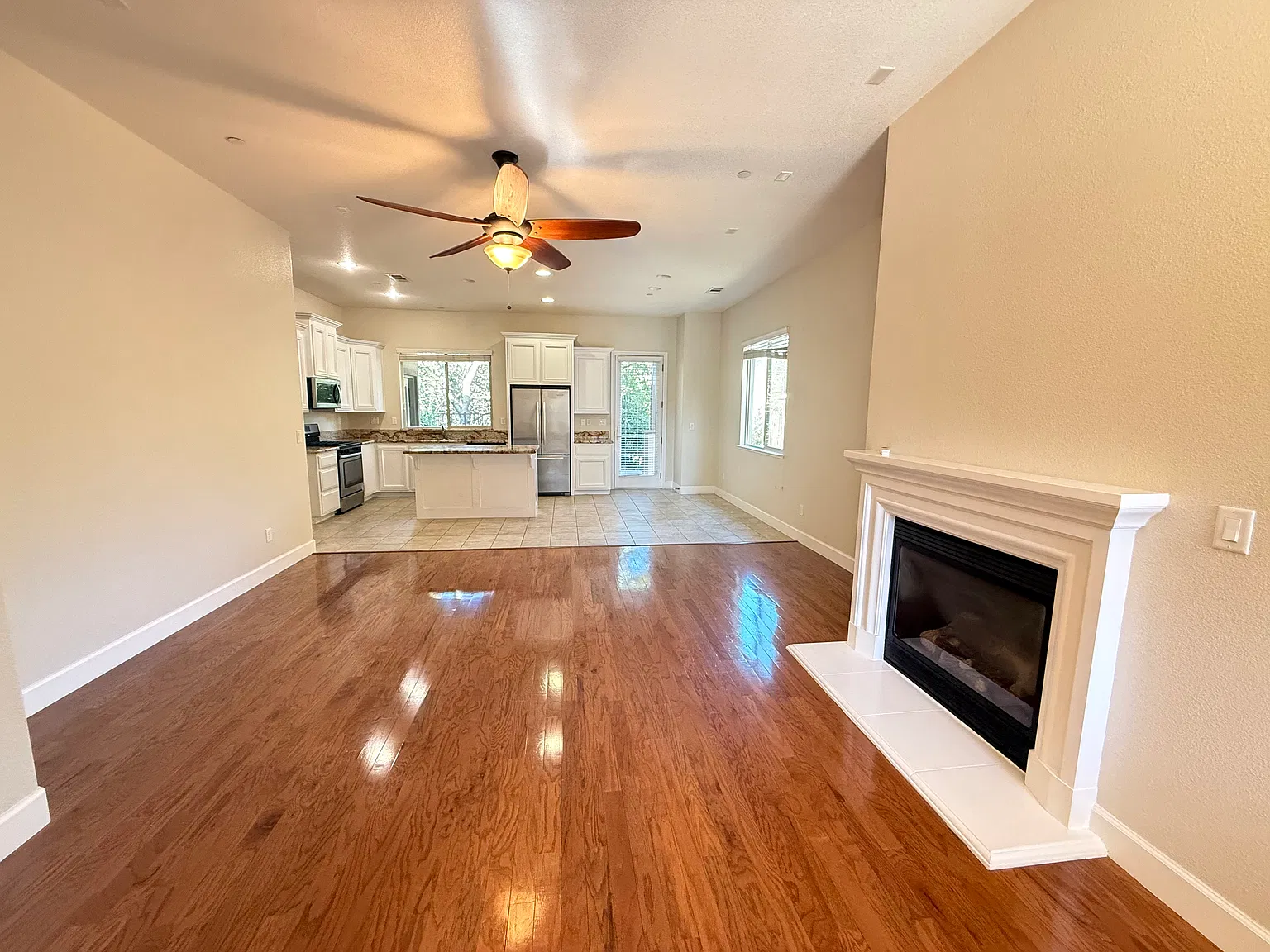 Penryn Townhome — Photo 2
