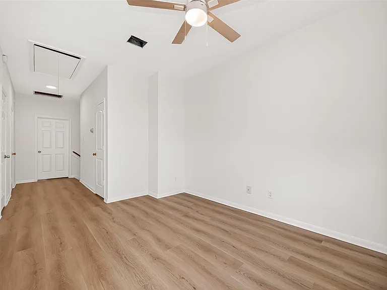 4719 Cashel Cir #B — Photo 20