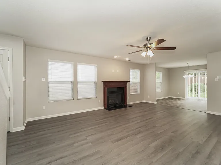 4142 Kellybrook Dr — Photo 6
