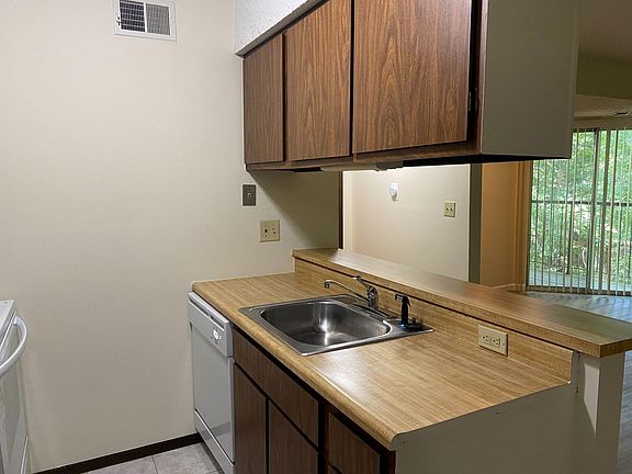 2nd image of 5802 W Haymeadow Ln #5403-2B