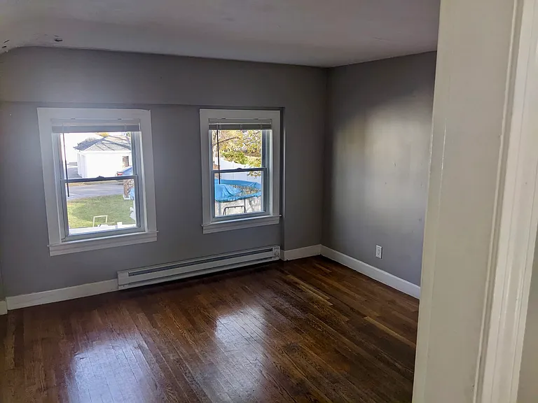 172 Union St #D — Photo 8