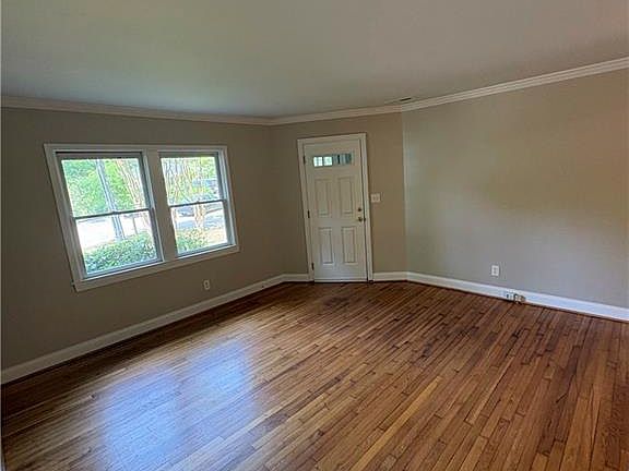 4th image of 515 Allen Rd NE #A
