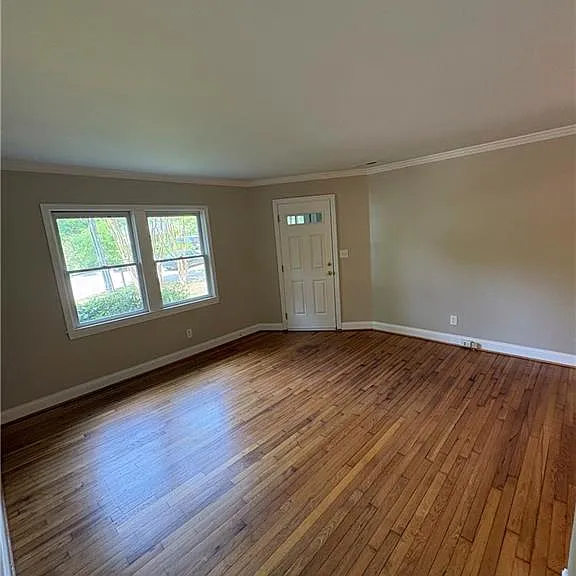 515 Allen Rd NE #A — Photo 4