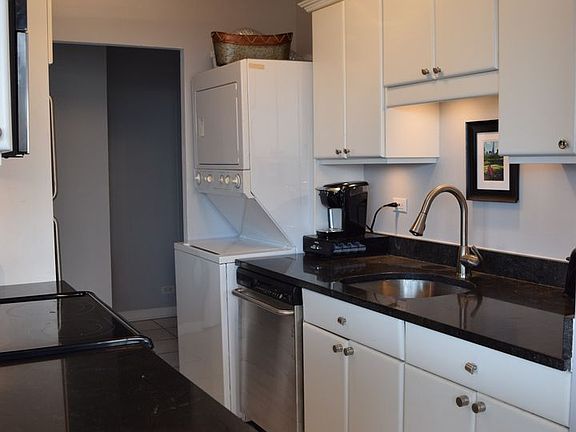 5th image of 2700 N Hampden Ct APT 23B