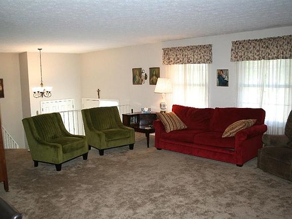 2nd image of 14 Flagler Ct