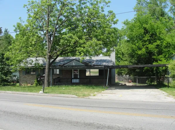 525 Page Rd, Rossville, GA 30741