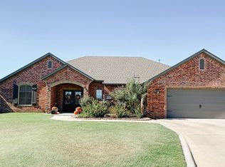 1209 Northridge Cv, Altus, OK 73521