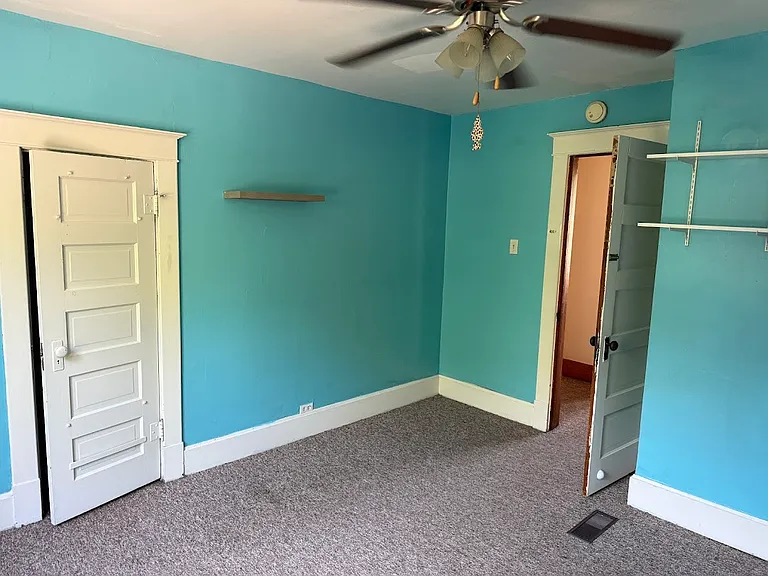 421 W Murray St — Photo 16