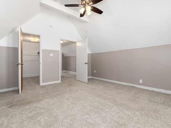 3rd image of 735 Colorado Blvd #1