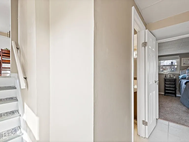 1353 Firethorne Dr — Photo 11