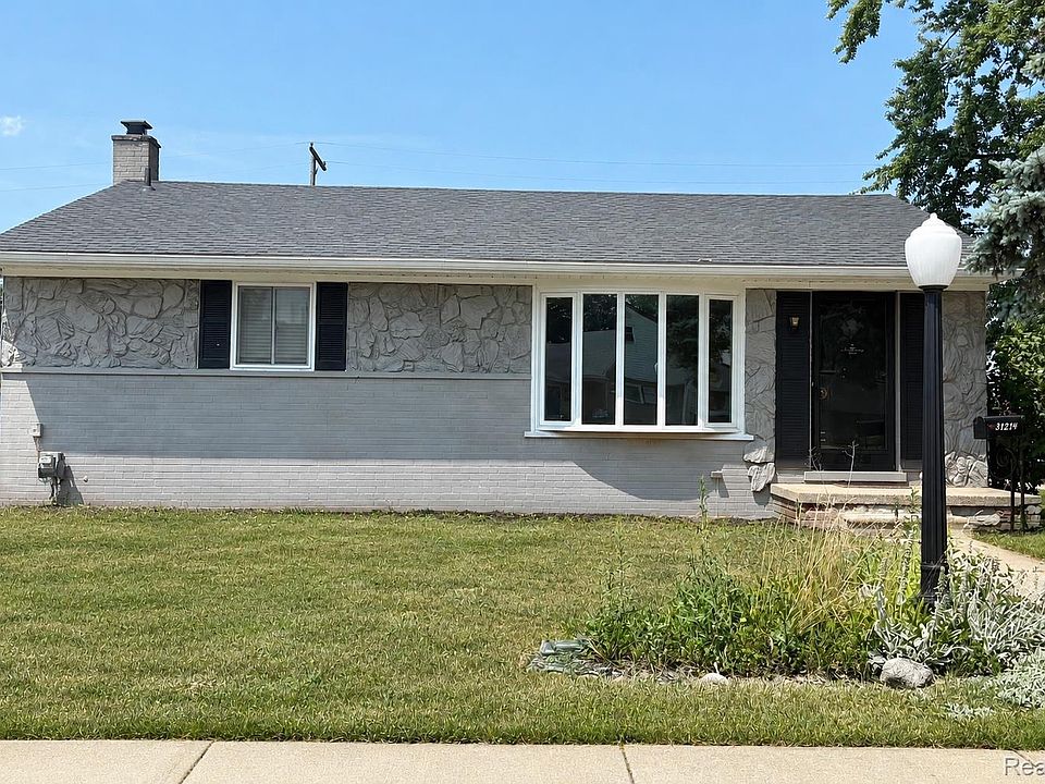 1st image of 31214 Geraldine St