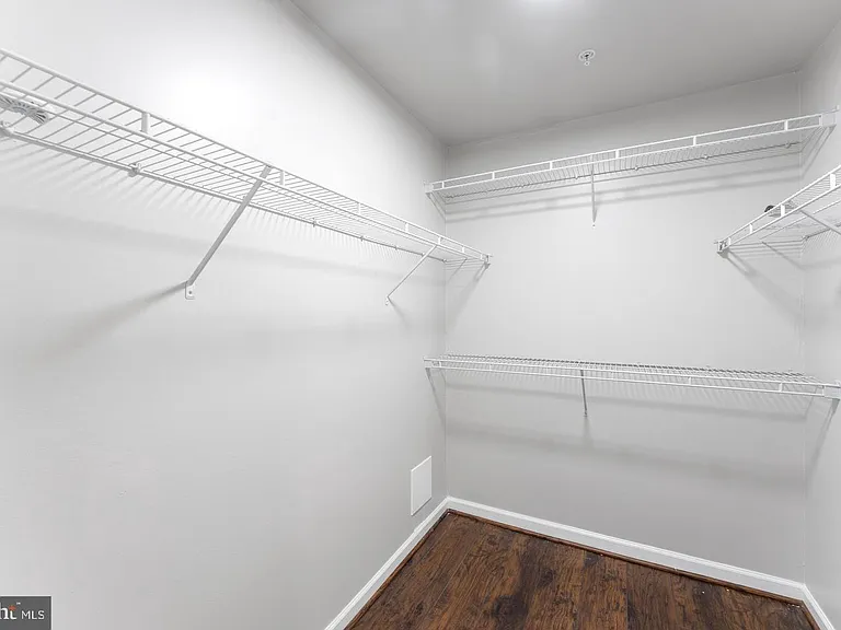4004 Meadow Trail Ln — Photo 14