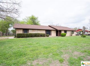 503 Cannon Rd, Victoria, TX 77904