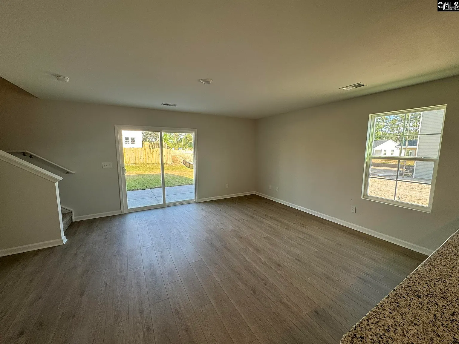 3 bed, 1476 sqft, $1,950 — Photo 4