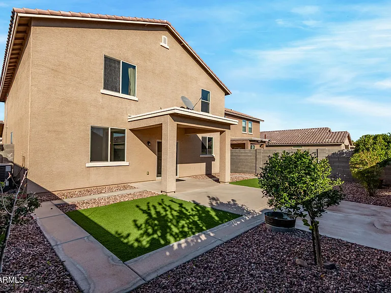 11603 W Calavar Rd — Photo 2