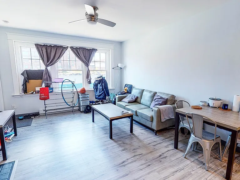 245 Whitney Ave #3A — Photo 3