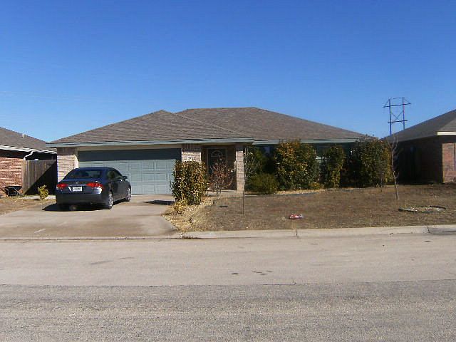 1st image of 2834 McGill Blvd
