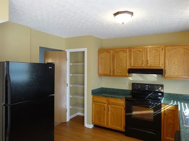 1053 Amherst Blvd — Photo 3