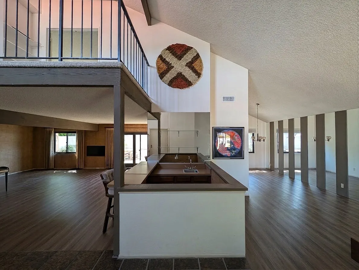 3 bed, 2100 sqft, $6,500 — Photo 3