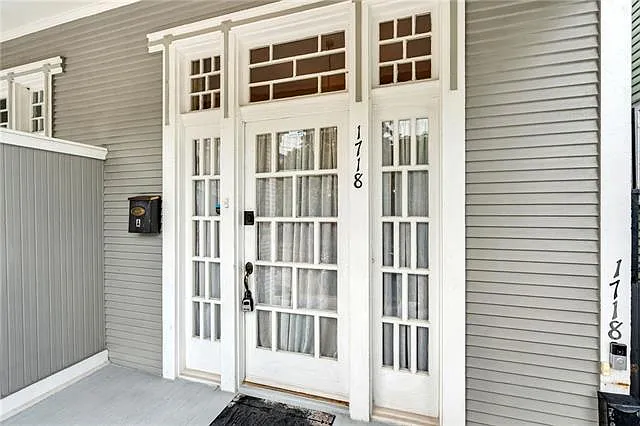 2 bed, 1.0 bath, 850 sqft, $1,800 — Photo 3