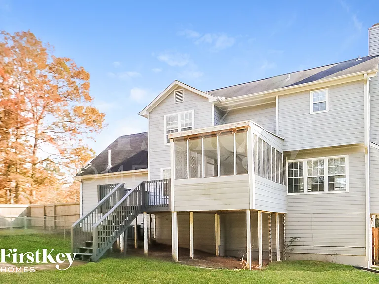 3583 Saddlebrook Dr — Photo 16