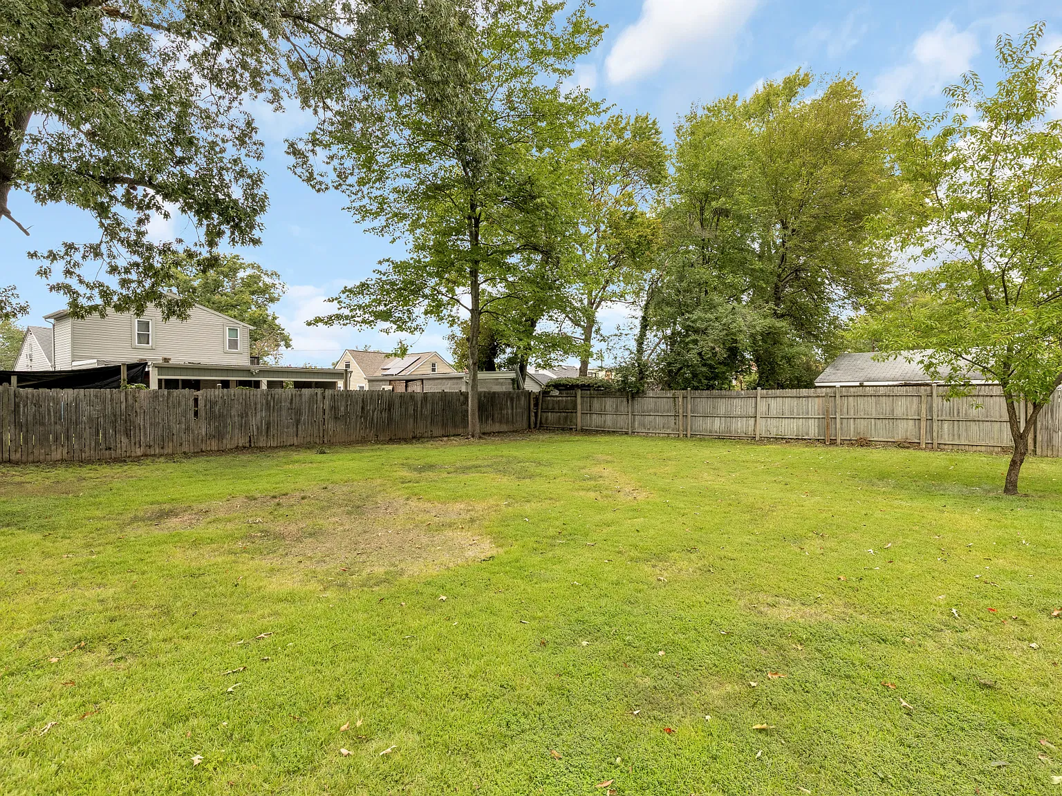 3 bed, 946 sqft, $2,800 — Photo 3