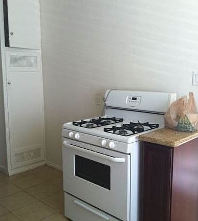 5th image of 1466 Sepulveda Ave