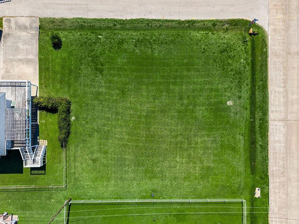 1st image of 16534 John Davis Rd