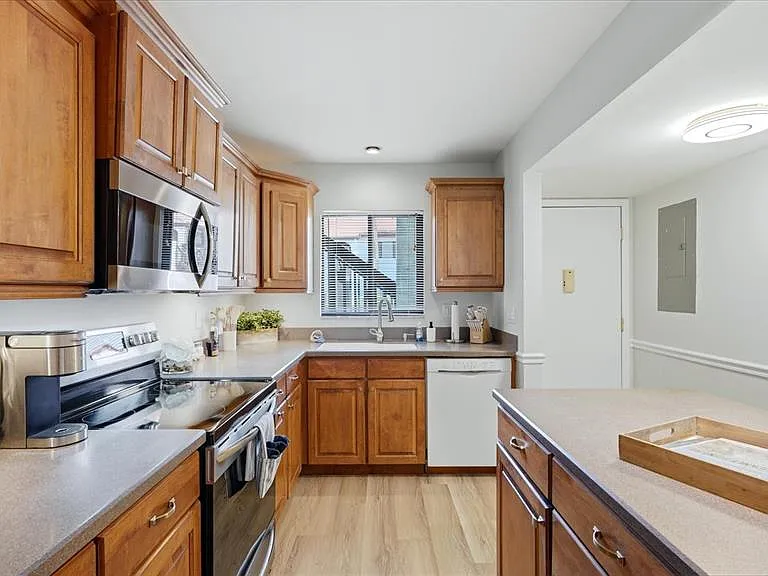 1640 Stickney Point Rd #40-101 — Photo 18